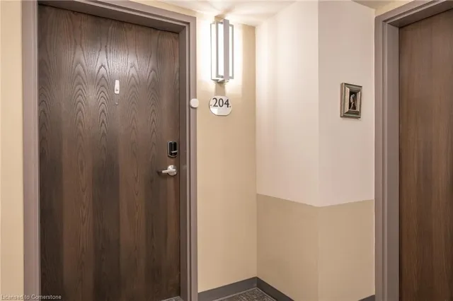 Additional image 7 of 3290 New St Unit 204