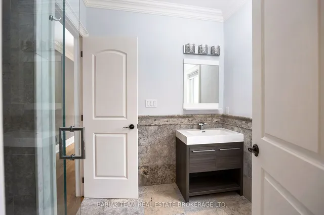 Additional image 26 of 31 Keane Ave