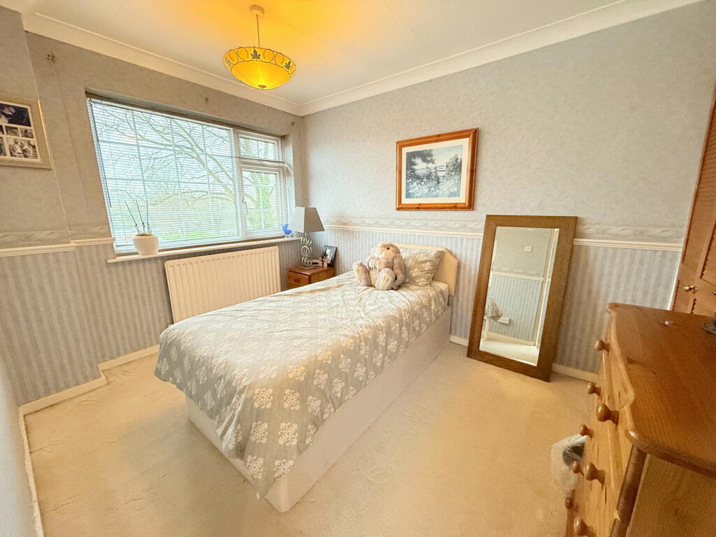 Additional image 13 of Mappleborough Road, Shirley