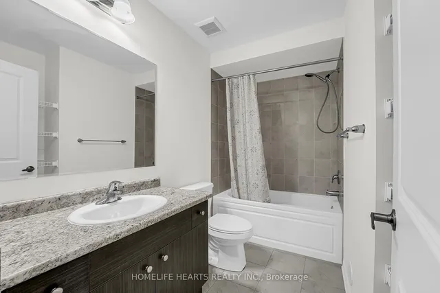 Additional image 24 of 250 Lagerfeld Dr Unit 11