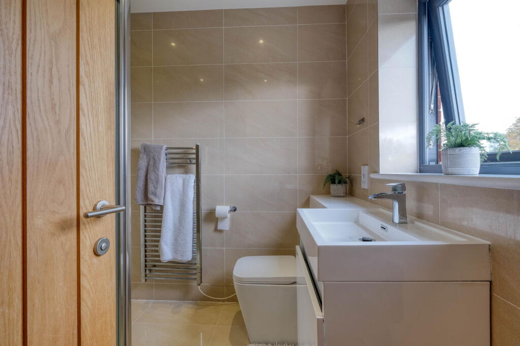 Additional image 16 of Arrow View, Studley, B80 7FH