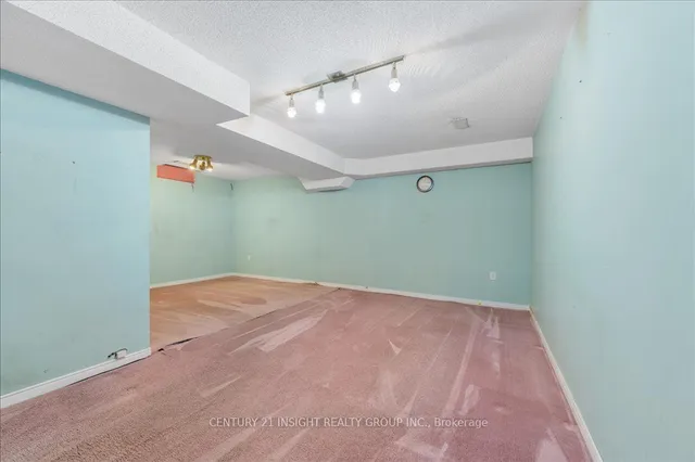 Additional image 28 of 84 Chelsea Cres