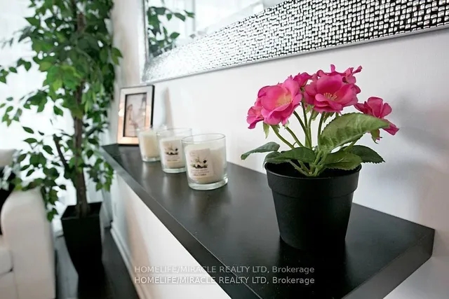 Additional image 13 of 12 York St Unit 3605