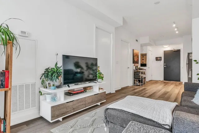 Additional image 16 of 5260 Dundas St Unit C316