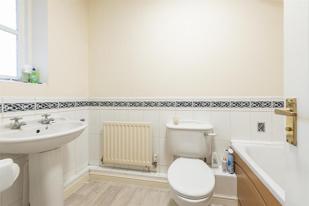 Additional image 7 of Vallance Place, Harpenden