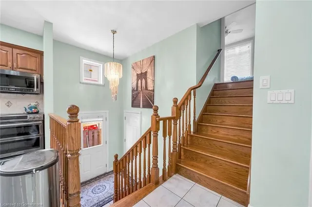 Additional image 16 of 33 Tallman St