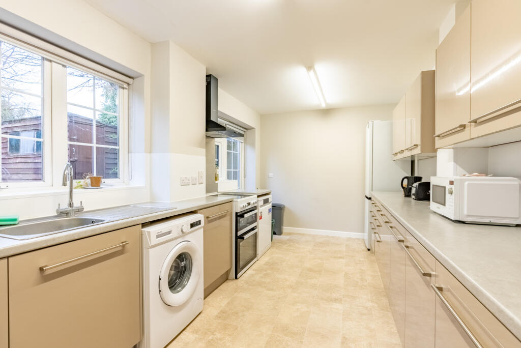 Additional image 6 of Raymer Close, St. Albans, Hertfordshire, AL1