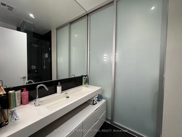 Additional image 21 of 390 Cherry St Unit 3604