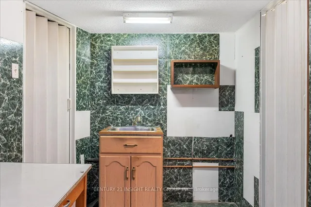 Additional image 29 of 84 Chelsea Cres