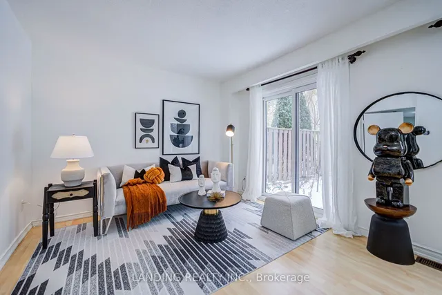 Additional image 2 of 210 Sprucewood Crt