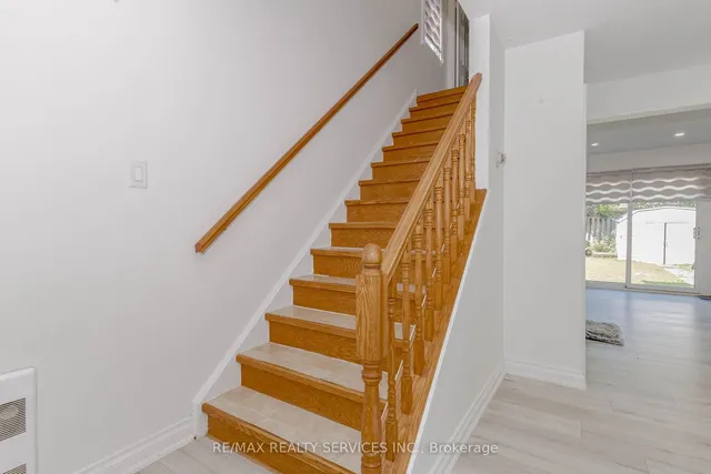 Additional image 15 of 13 Greenbush Crt