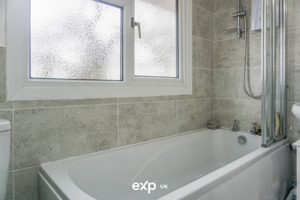 Additional image 12 of Burnlea Grove, West Heath, B31 3LT