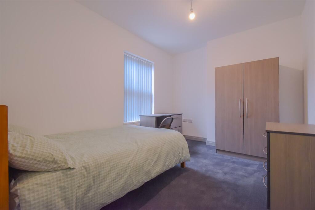 Additional image 8 of Raddlebarn Road Selly Oak  B29 6HJ