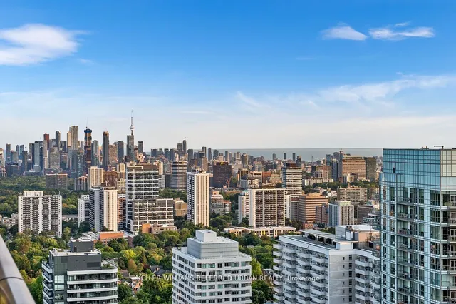 Additional image 17 of 161 Roehampton Ave Unit 4102