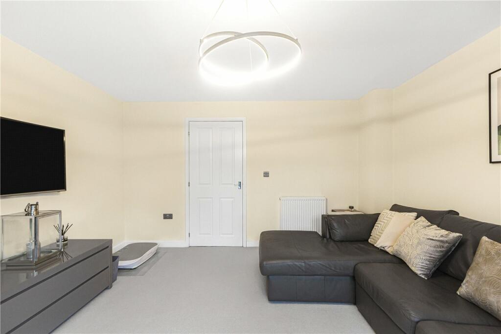 Additional image 3 of Welwyn By Pass Road, Welwyn, Hertfordshire, AL6