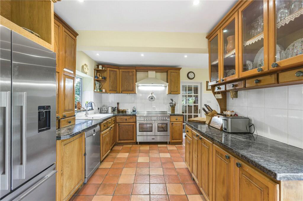 Additional image 9 of Pottersheath Road, Welwyn, Hertfordshire, AL6