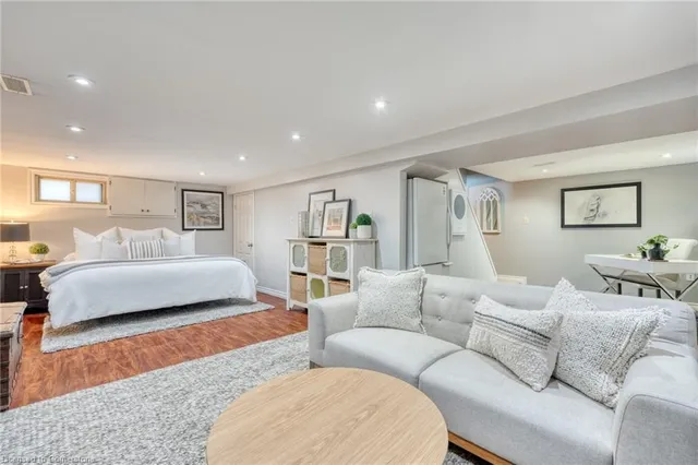 Additional image 21 of 18 Martha St