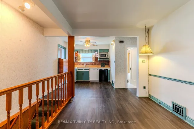 Additional image 2 of 547 Roxborough Ave