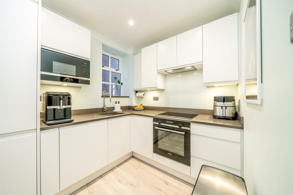 Additional image 4 of Milliners Court, Lattimore Road, St. Albans