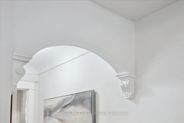 Additional image 4 of 220 Fern Ave