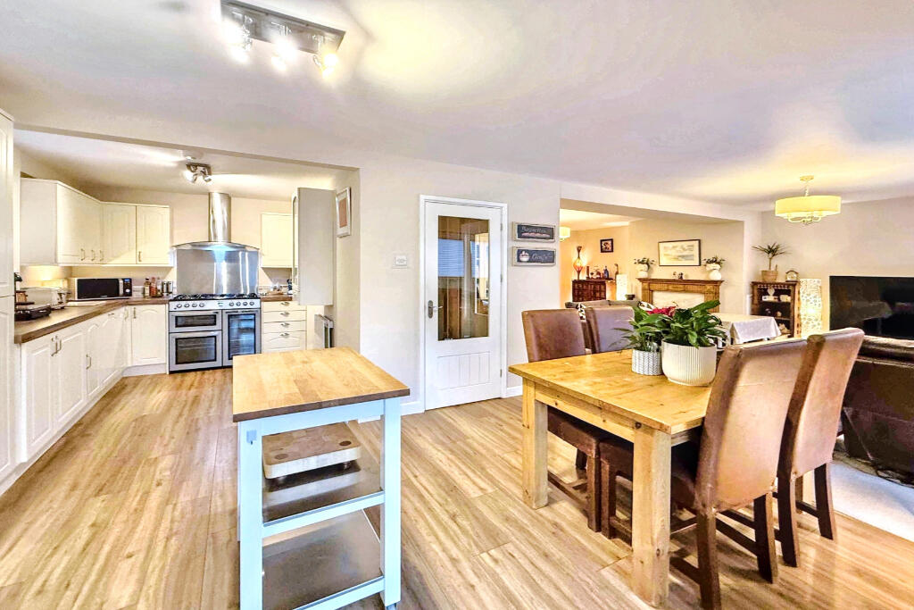 Additional image 20 of Barn Green, Glastonbury, Somerset