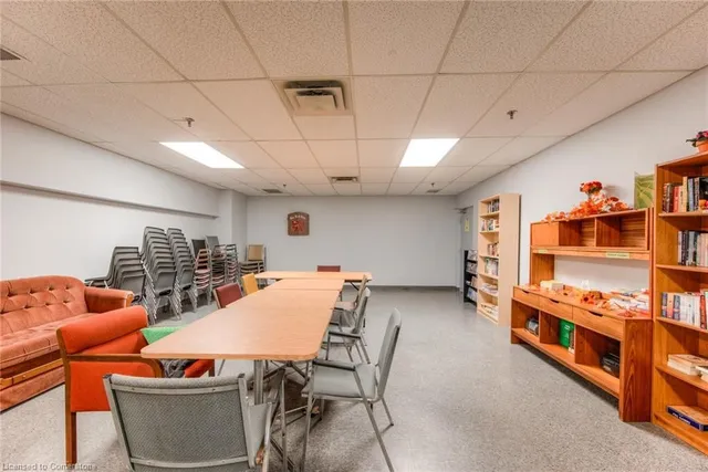 Additional image 41 of 3267 King St Unit 108