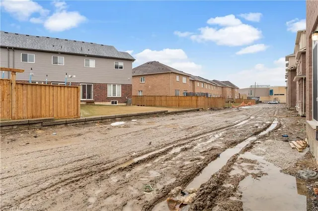 Additional image 29 of 313 Raymond Rd