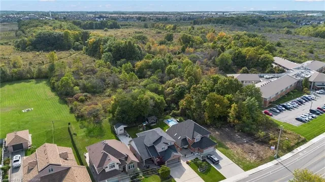 Additional image 10 of 363 Highland Rd