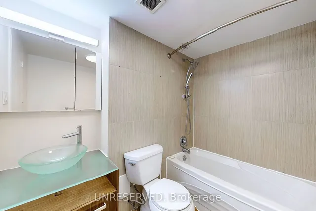 Additional image 25 of 633 Bay St Unit 1711