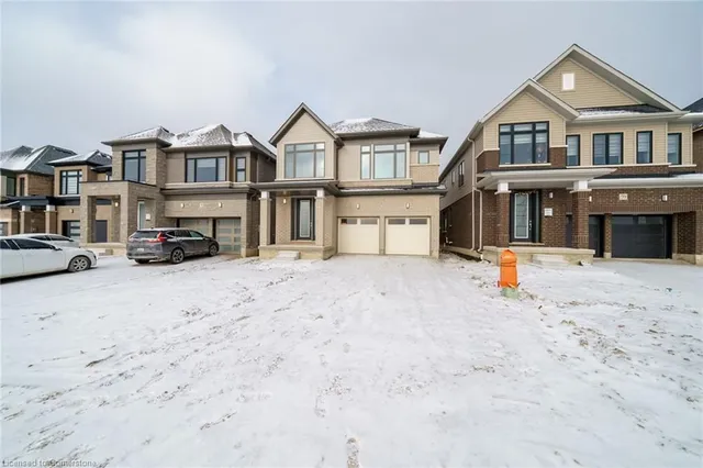 Additional image 42 of 55 Teskey Cres