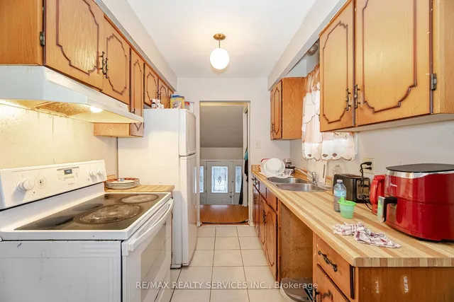 Additional image 12 of 12 Courtleigh Sq