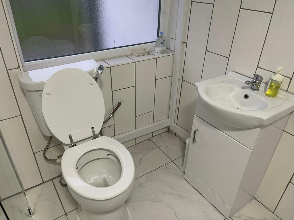 Additional image 47 of Birmingham Road, Marlbrook