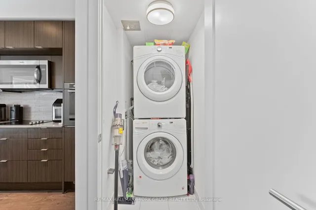 Additional image 21 of 10 York St Unit 1204