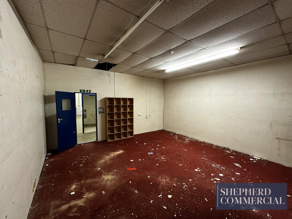 Additional image 8 of Unit 2, 1146 Warwick Road, Birmingham, B27 6BL