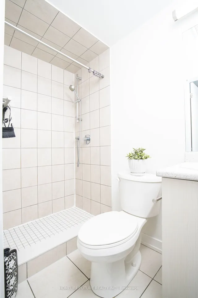 Additional image 11 of 3686 St Clair Ave Unit 105