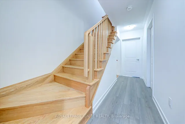 Additional image 20 of 167 Downsview Park Blvd