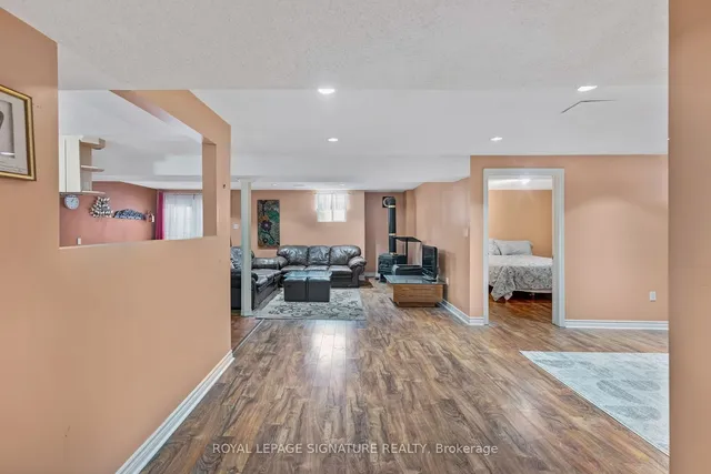 Additional image 22 of 102 Pennyroyal Cres