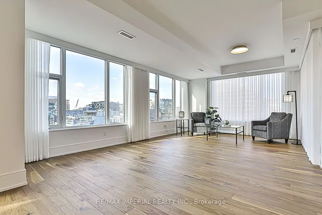 Additional image 19 of 455 Wellington St Unit 910