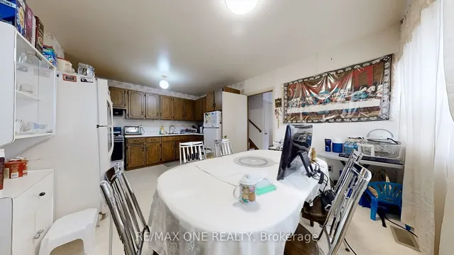 Additional image 13 of 24 Streamdale Crt