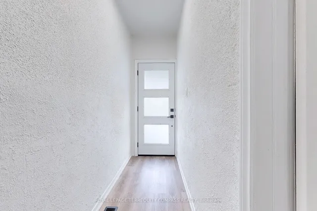 Additional image 14 of 560 Perth Ave