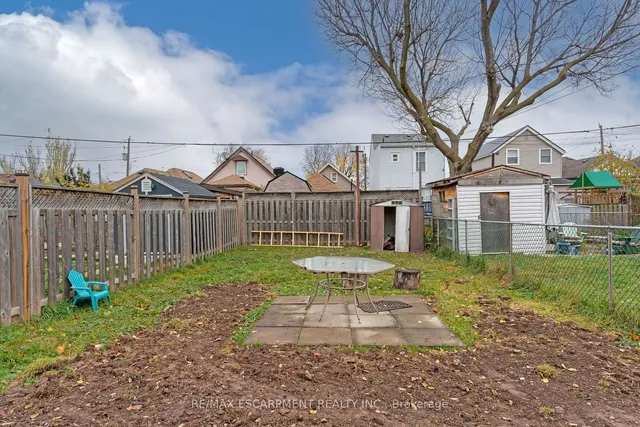 Additional image 36 of 289 Roxborough Ave