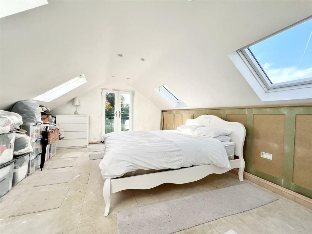 Additional image 17 of Winston Drive, Romsley, Halesowen
