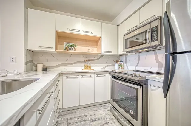 Additional image 10 of 21 Carlton St Unit 909