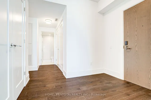 Additional image 19 of 30 Inn On The Park Dr Unit 910