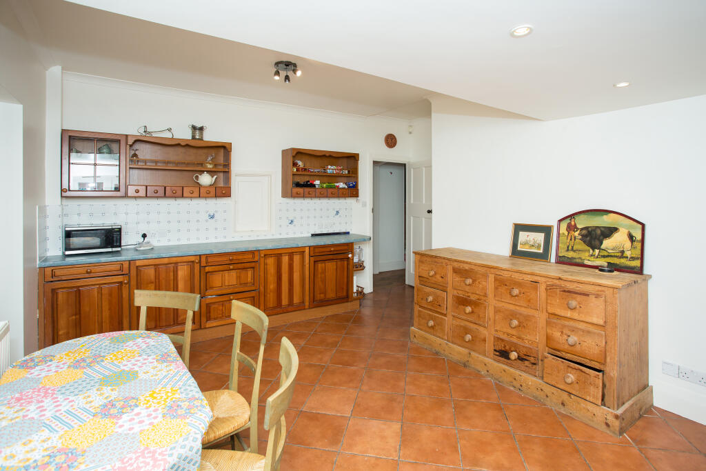 Additional image 12 of Marlborough Gate, St Albans, Herts, AL1