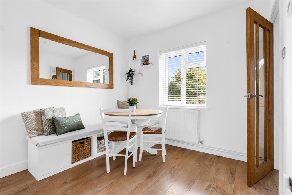 Additional image 13 of London Road, Welwyn