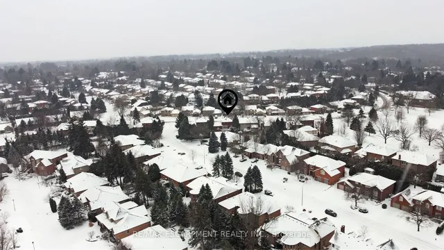 Additional image 40 of 274 LLOYMINN Ave