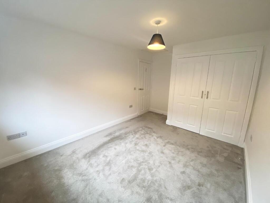 Additional image 11 of Feversham Lane, Glastonbury