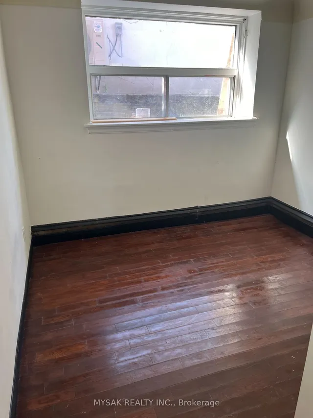 Additional image 9 of 2342 King St