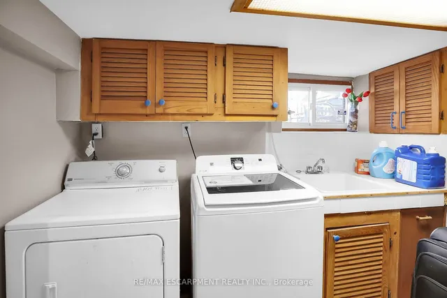 Additional image 26 of 21 Paisley Ave